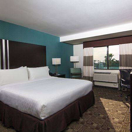 Holiday Inn Express Hotel & Suites Carlsbad Beach By Ihg Εξωτερικό φωτογραφία